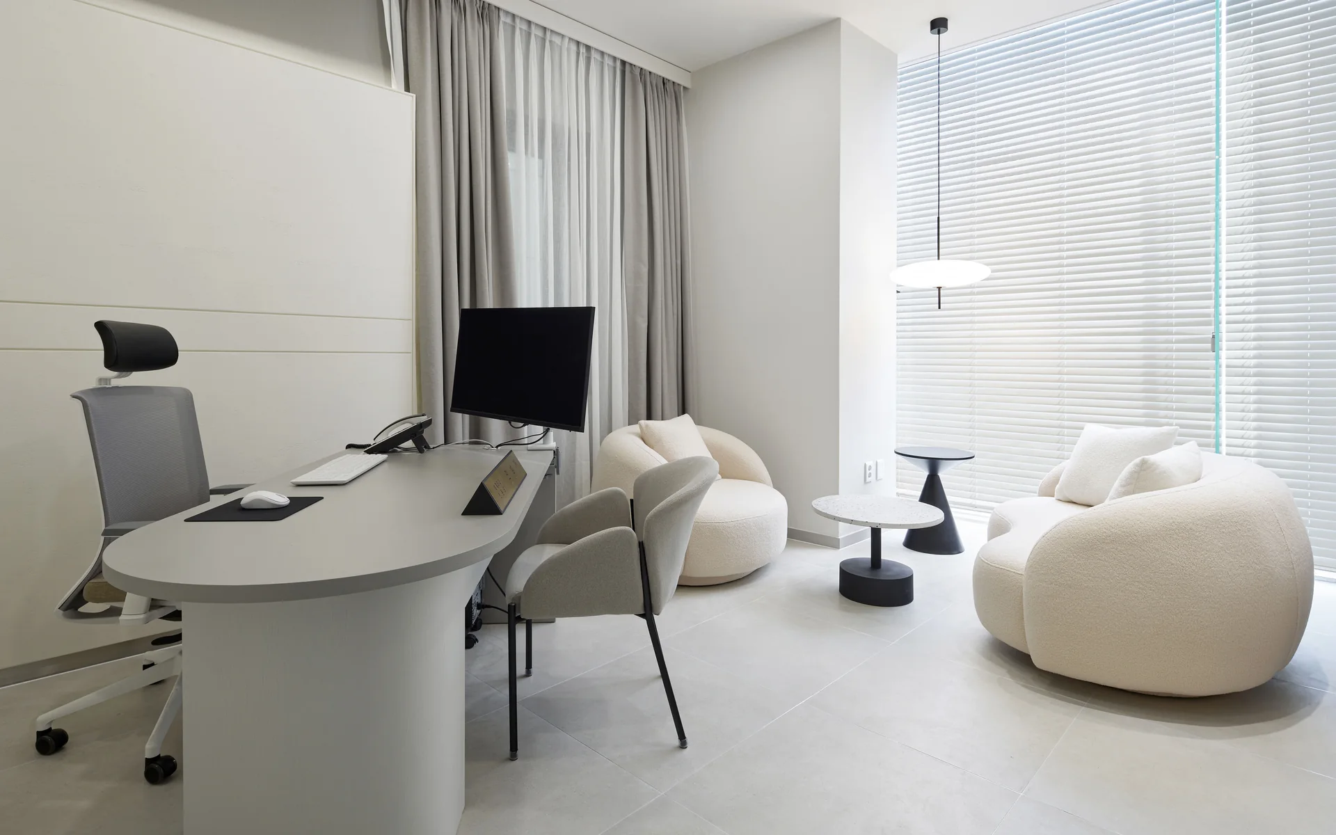 CHAMIN partner clinic interior in Seoul